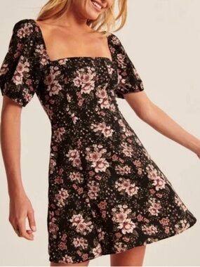 Abercrombie & Fitch Corset Seamed Mini Dress - Black Floral